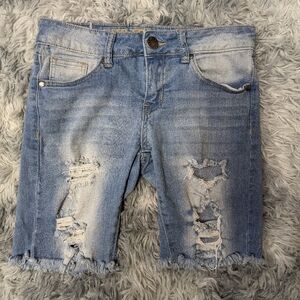 VIP JEANS Edgy Ripped Mid-Rise Bermuda Shorts Raw Hem ✨